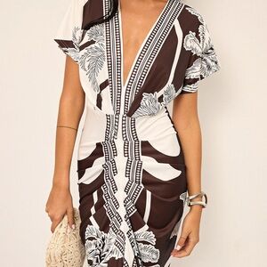 Commense Black and White Patterned Dress
